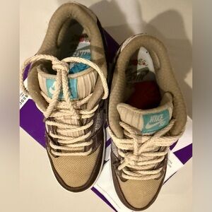 Nike SB Dunk Low BIG MONEY SAVINGS | Mens Size 9.5| Baroque Brown Summit White